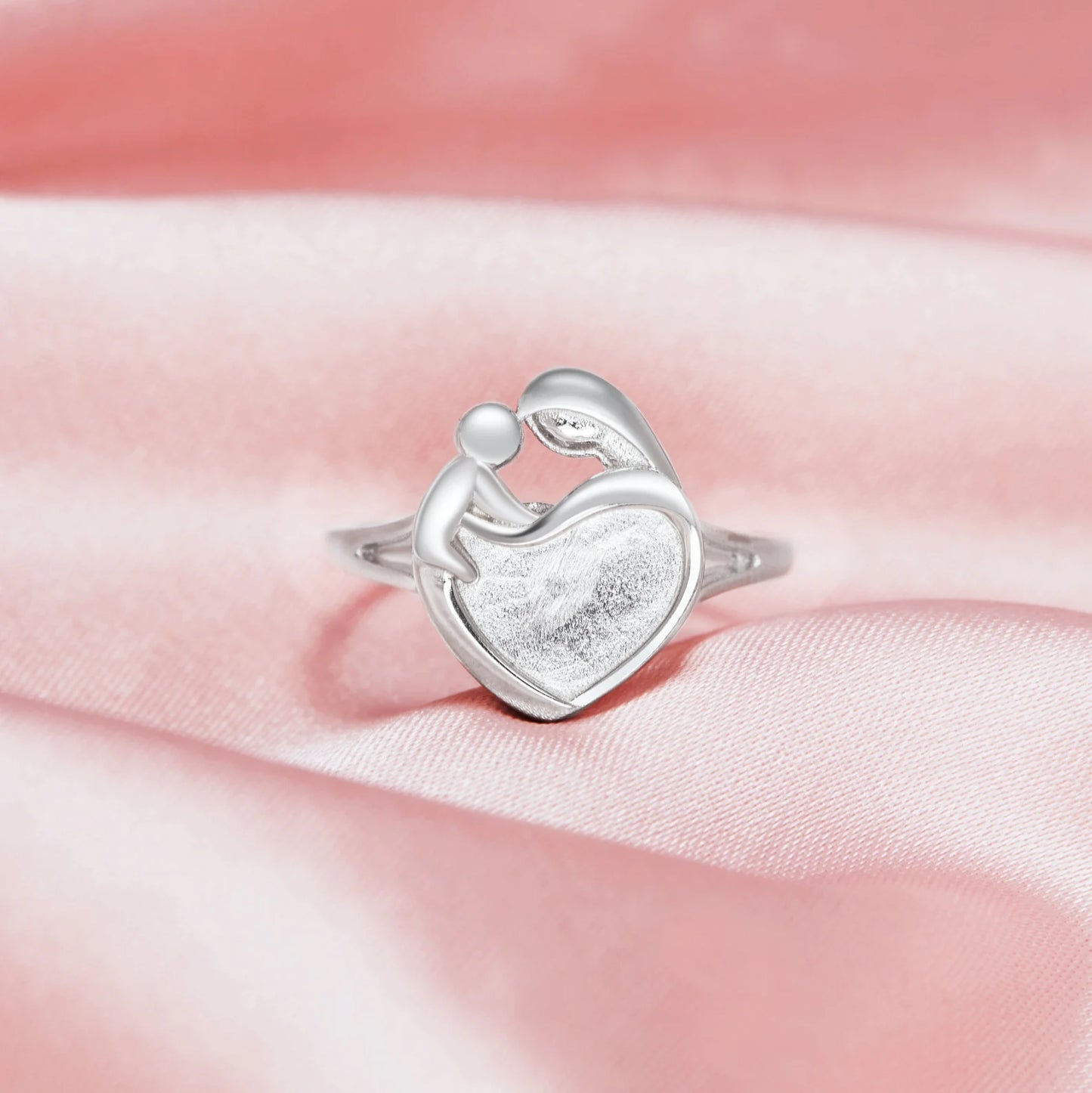 Mother Baby Keepsake Ring | 14K Gold