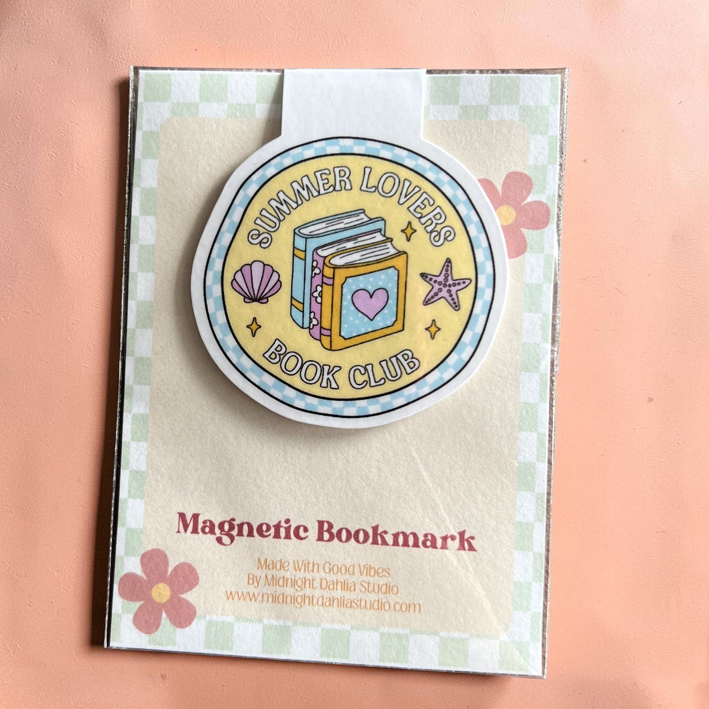 Magnetic bookmark with 'Summer Lovers Book Club' design on a checkered background